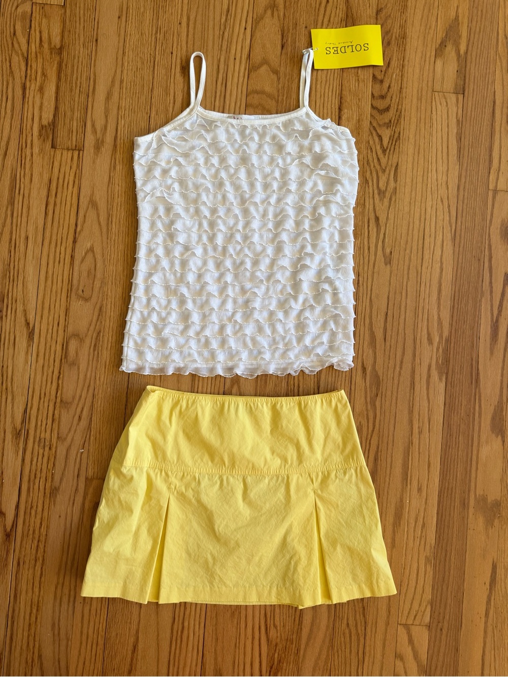 Tahari Yellow Pleated Mini Skirt